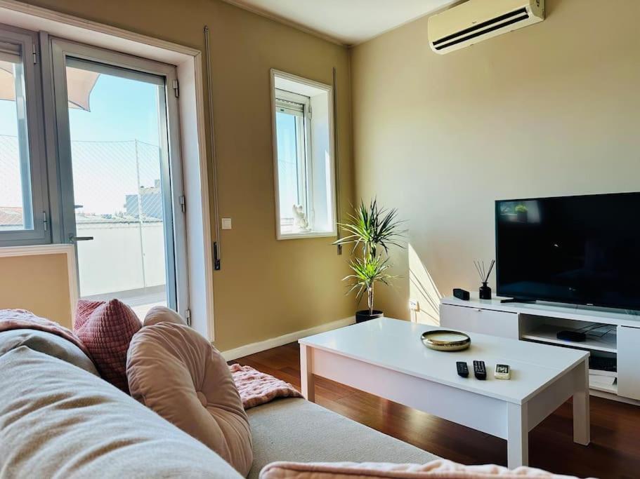Appartamento Renovado Com Ac, 2 Wc Completos, Terraco E Garagem OOporto Esterno foto